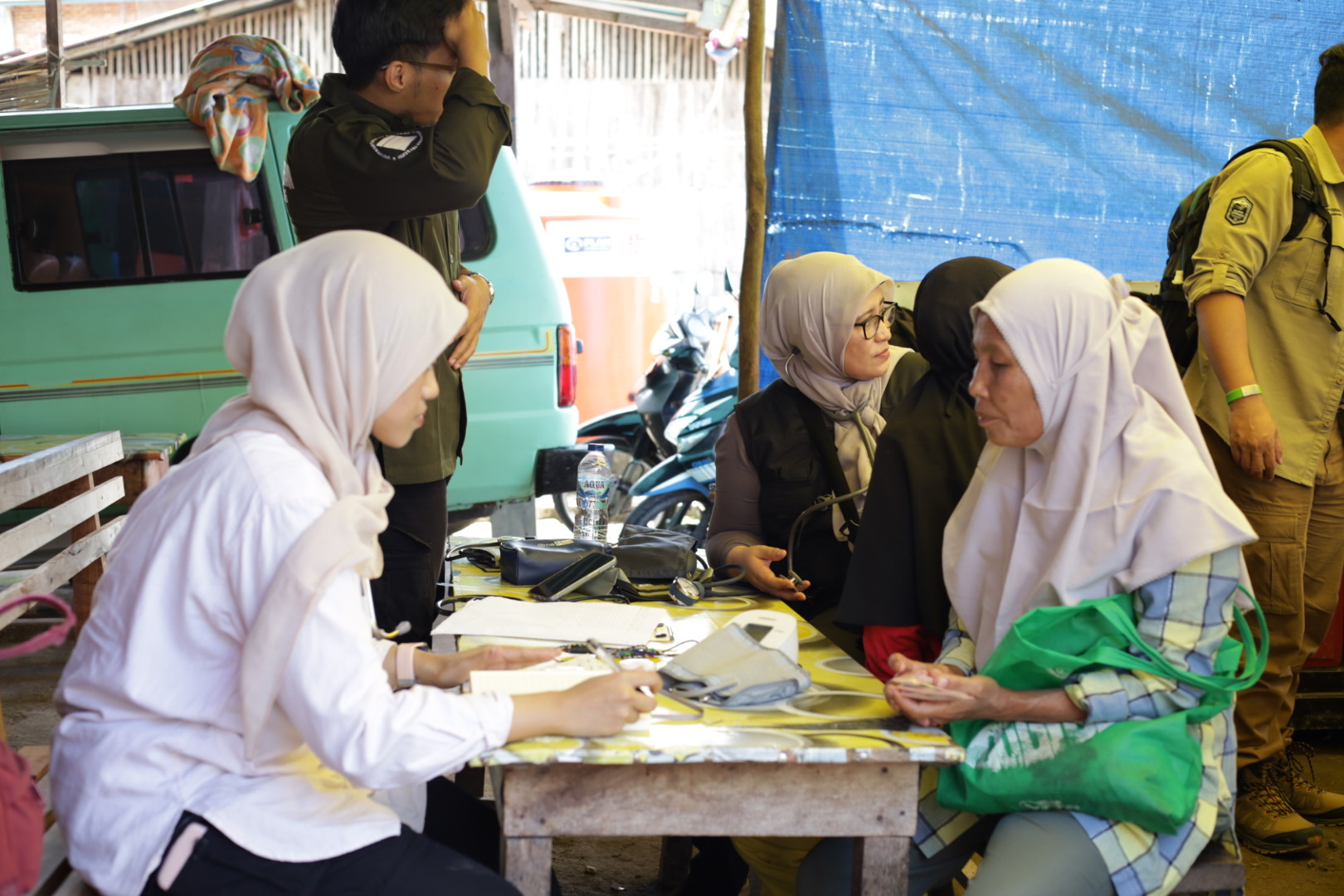 Aksi hari 2 - foto 3